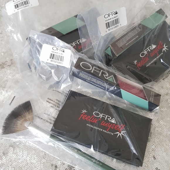 NEW♥️OFRA Cosmetics Feelin My Glow 3-piece Set - Picture 3 of 8